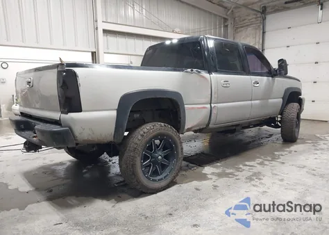 2003 Chevrolet Silverado 2500Hd Ls из США, поврежденный, VIN 1GCHK23133F164096